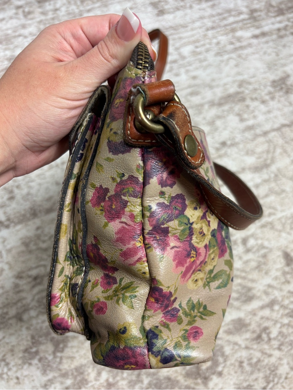 Patricia Nash Avellino Antique Rose Crossbody and Wallet Set - Picture 10 of 16